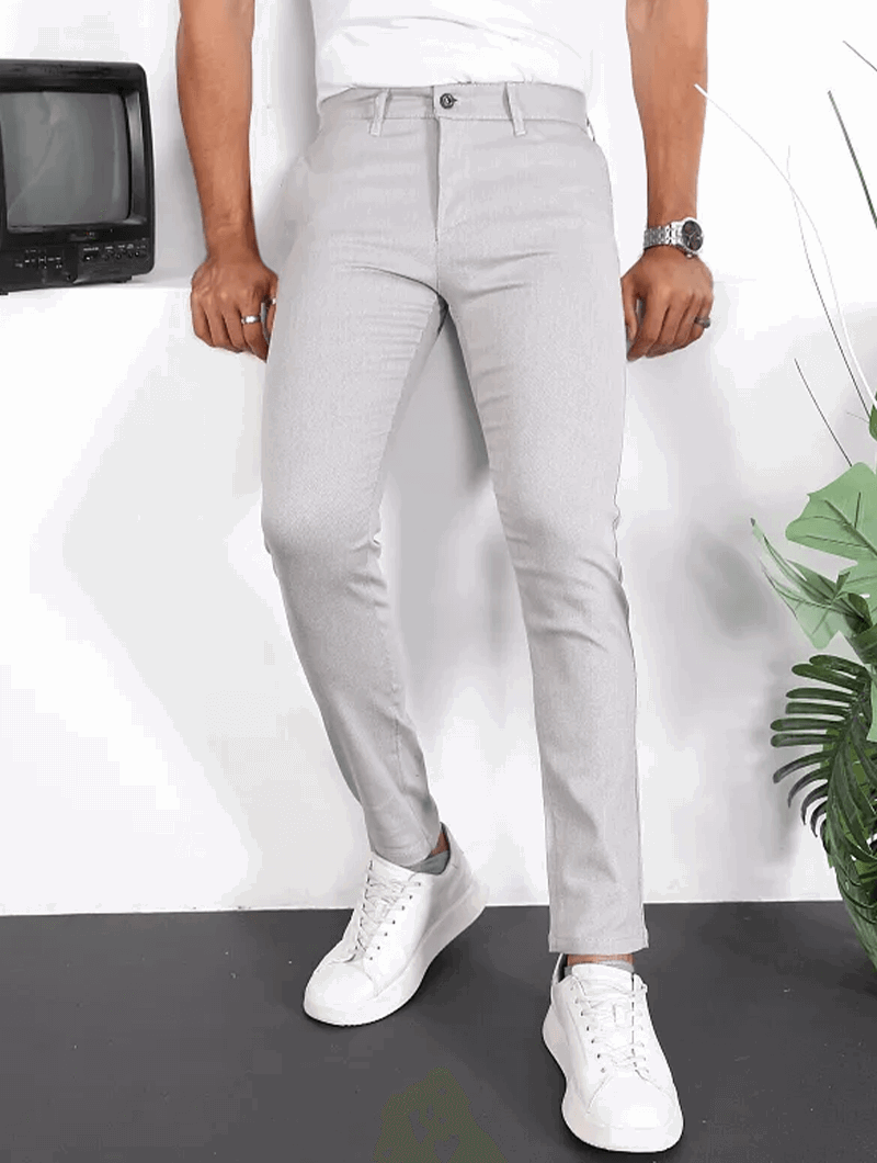VertoFlex™ – męskie spodnie typu slim fit z elastycznym wykończeniem