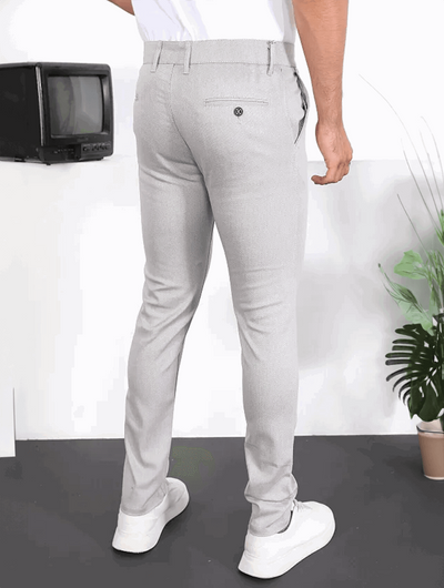 VertoFlex™ – męskie spodnie typu slim fit z elastycznym wykończeniem